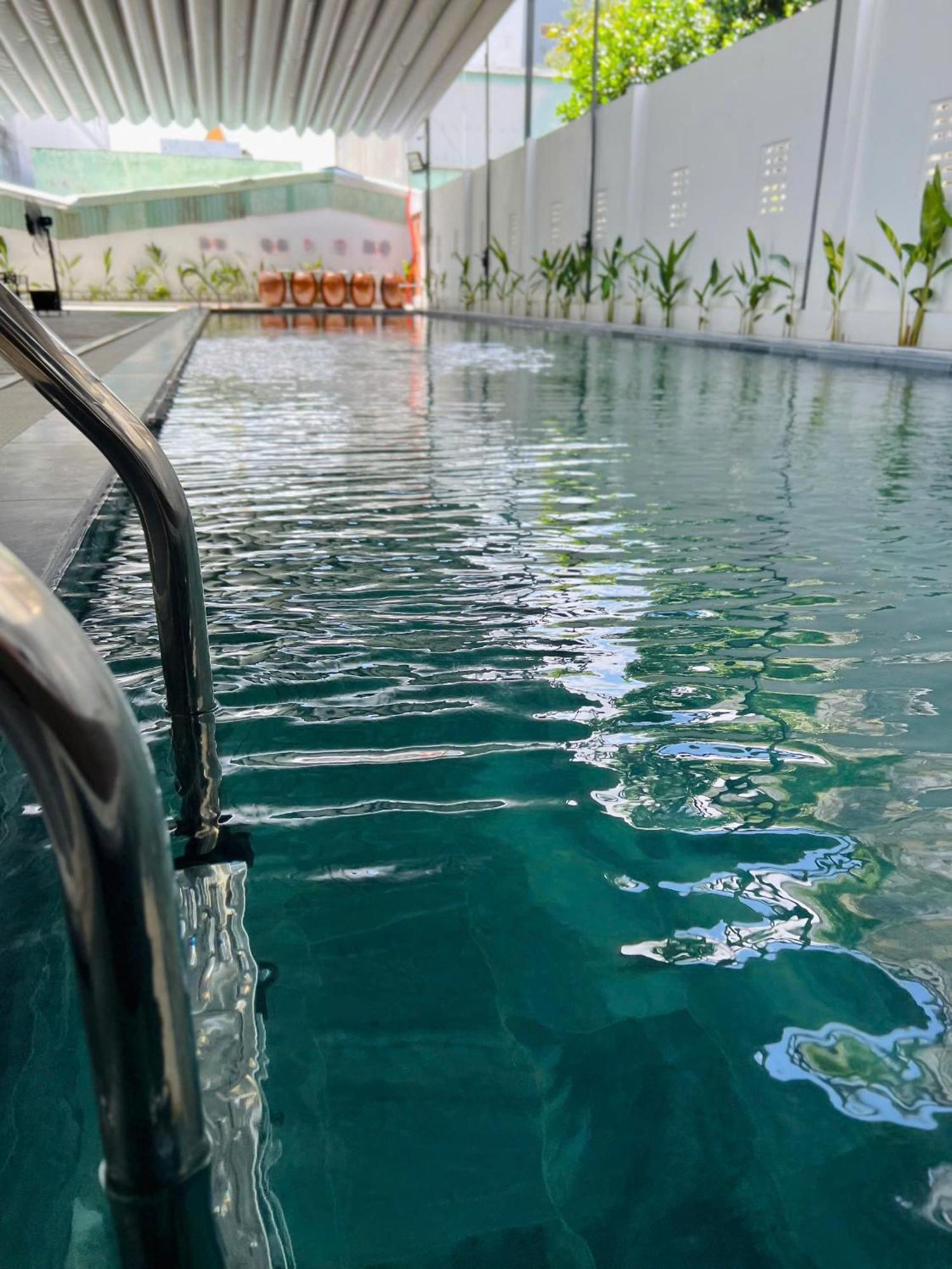 苹果酒店 芹苴 外观 照片